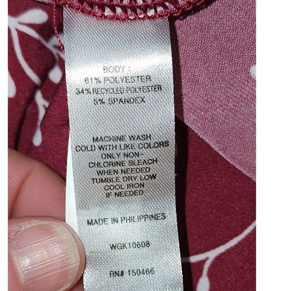 41 Hawthorn Red V-neck tank top Size S - Picture 4 of 7